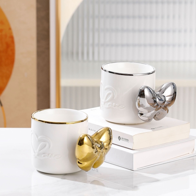 1758705053371520.jpg 2.jpg