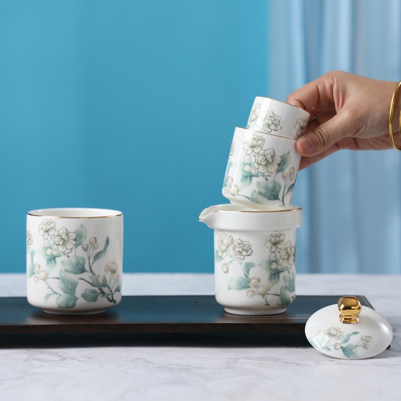 1760494877691335.jpg b.jpg